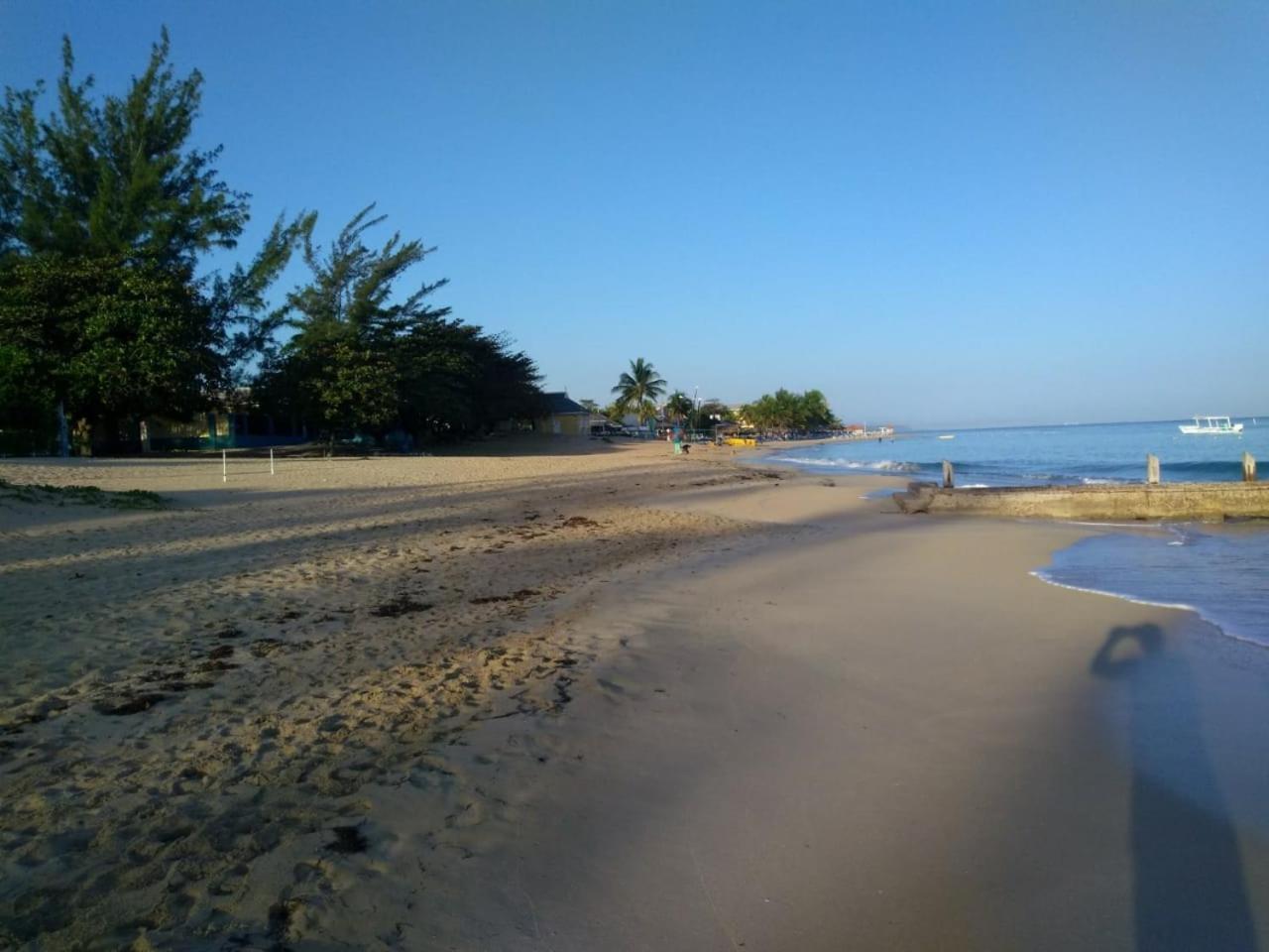 Bed and Breakfast Modrians Runaway Bay Exterior foto